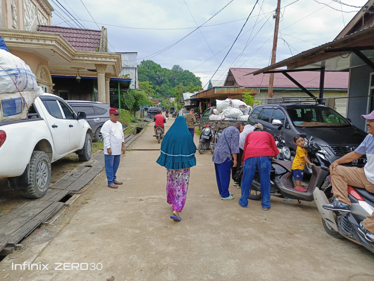 Kerja bakti RT 01