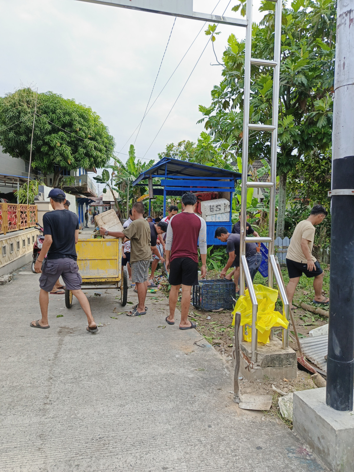 Kegiatan gotong royong