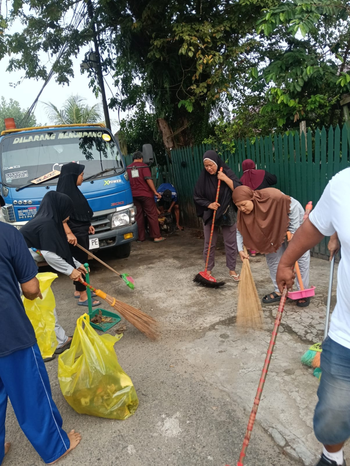 gotong royong