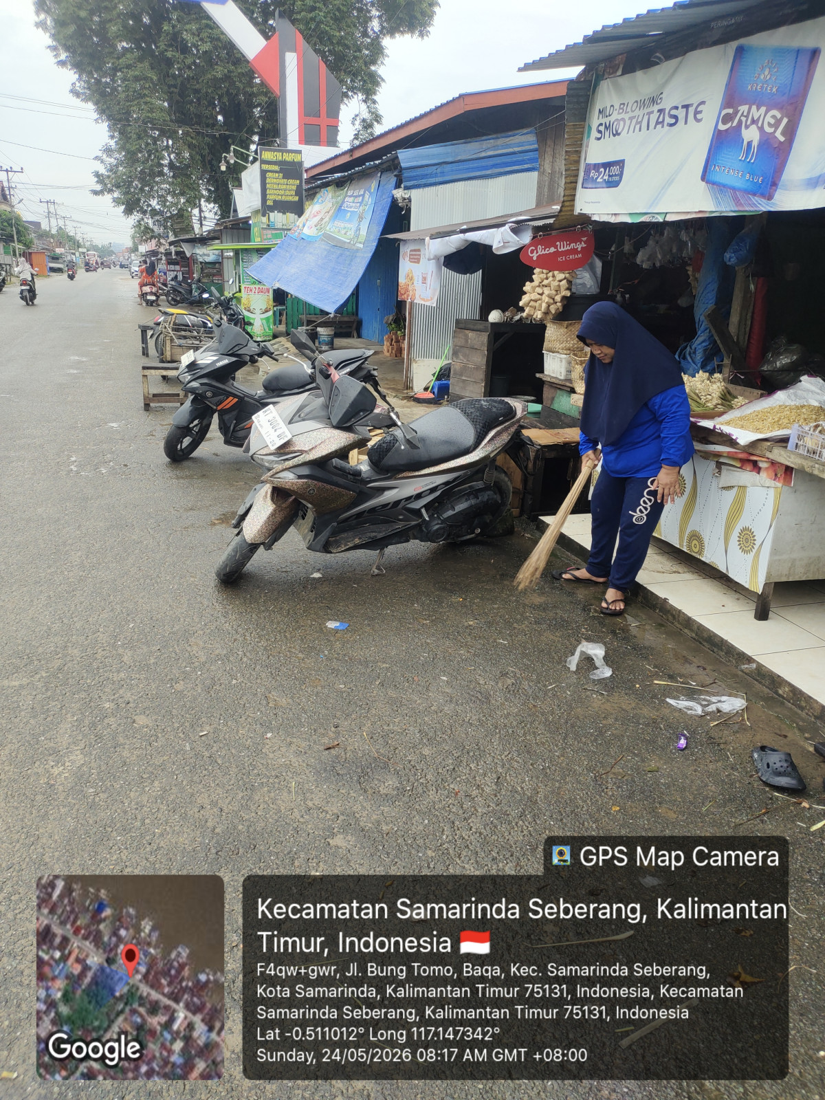 gotong royong jln bung tomo gang sakti sama samping bag sampah