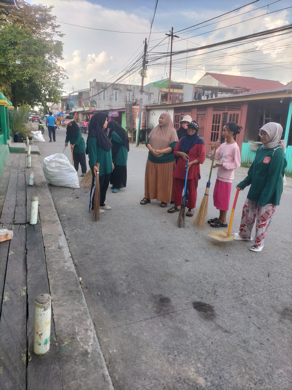 gotong royong