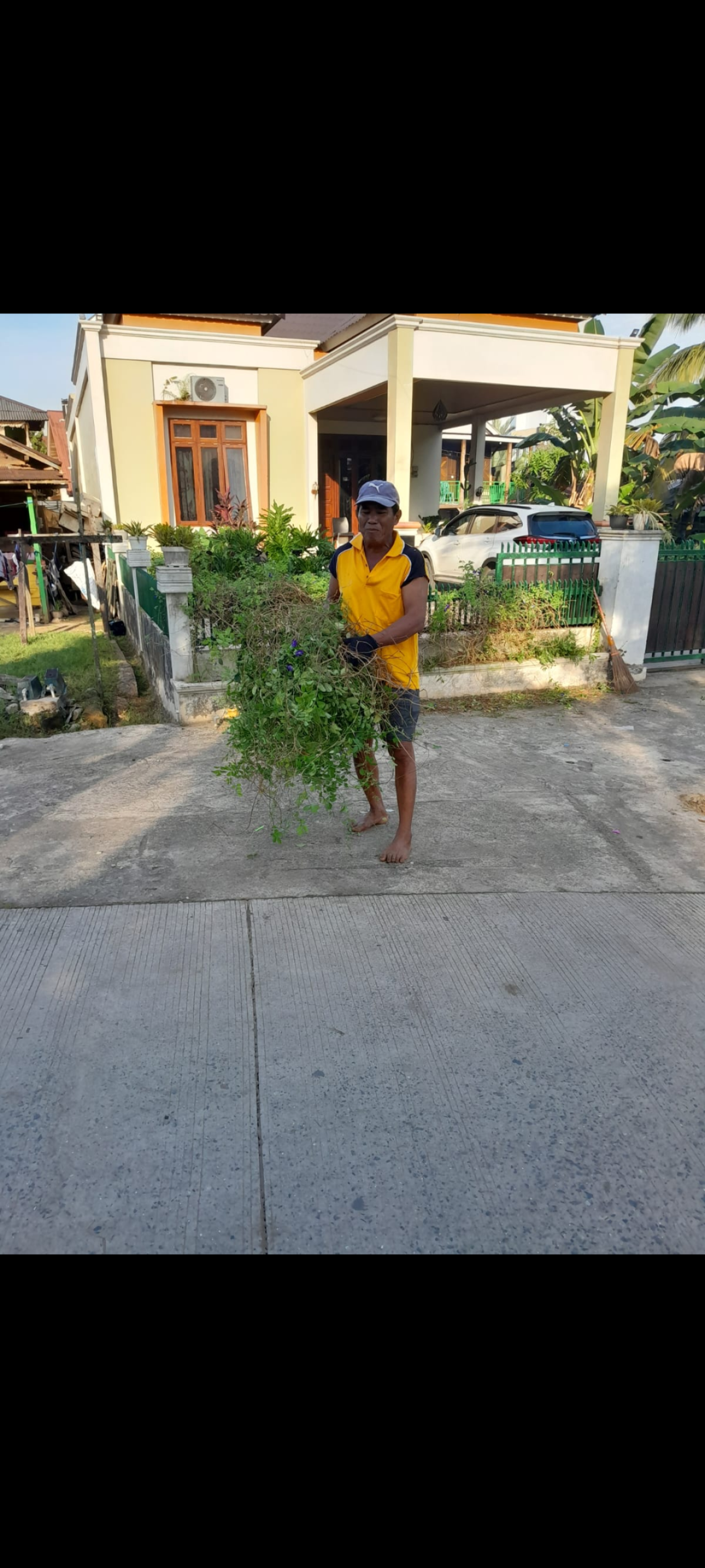 Bersih bersih drainase