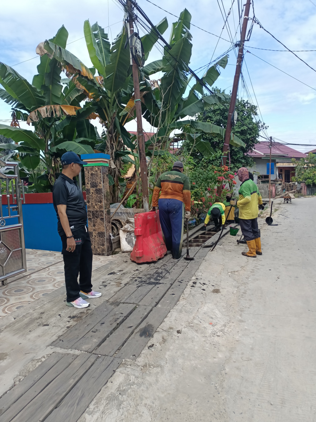 jl.manunggal rt 011