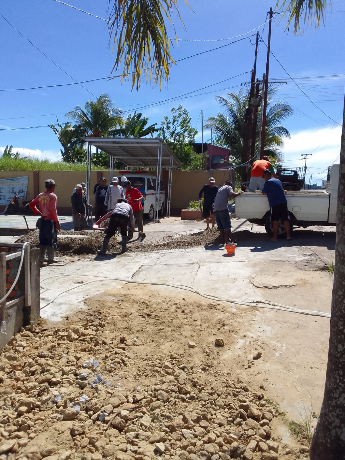 Kerja Bakti Gotong Royong RT. 02 Jalan Seruni