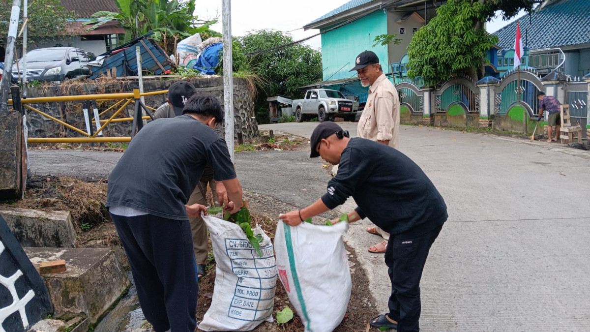 JALAN SIRADJ SALAM PERUM PERMATA HIJAU