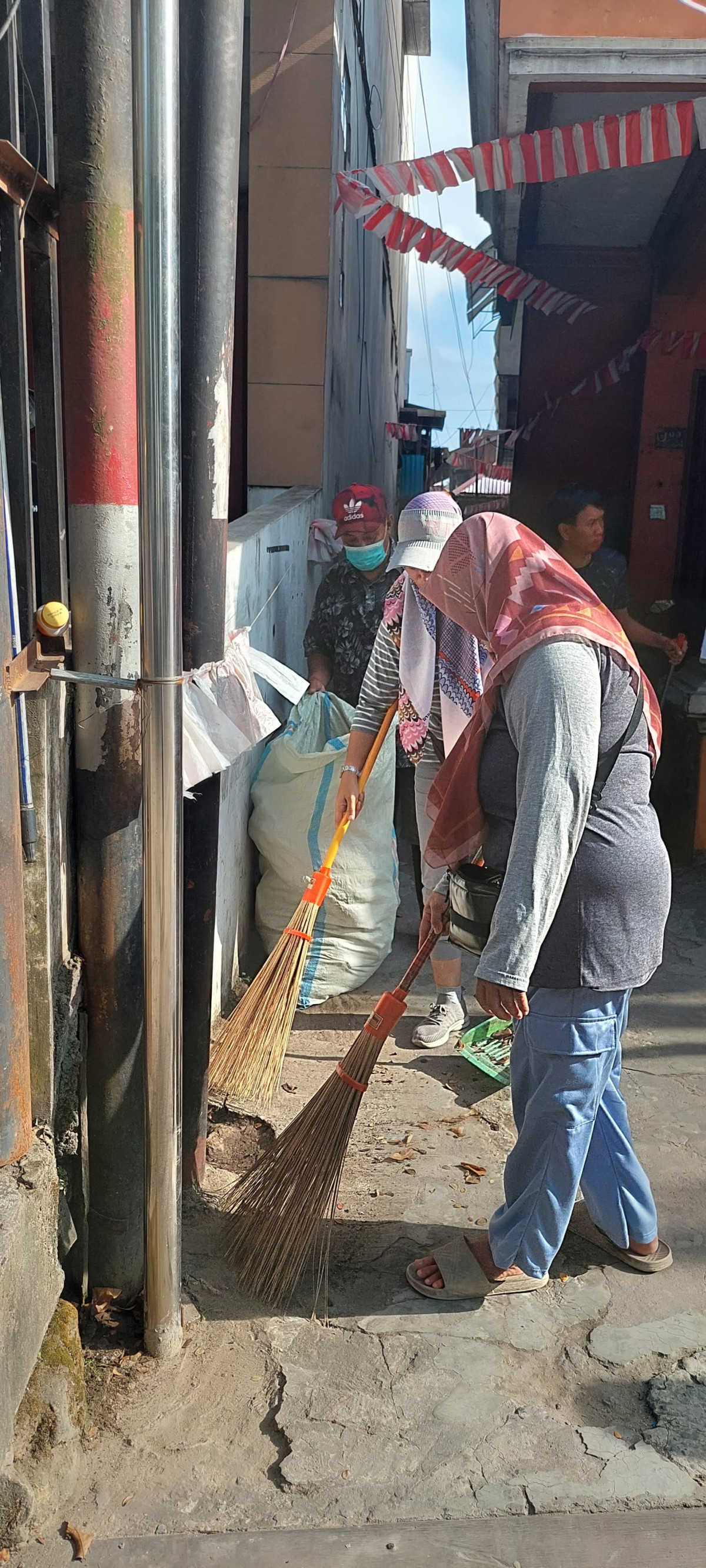 Kerja bakti gg sewarga