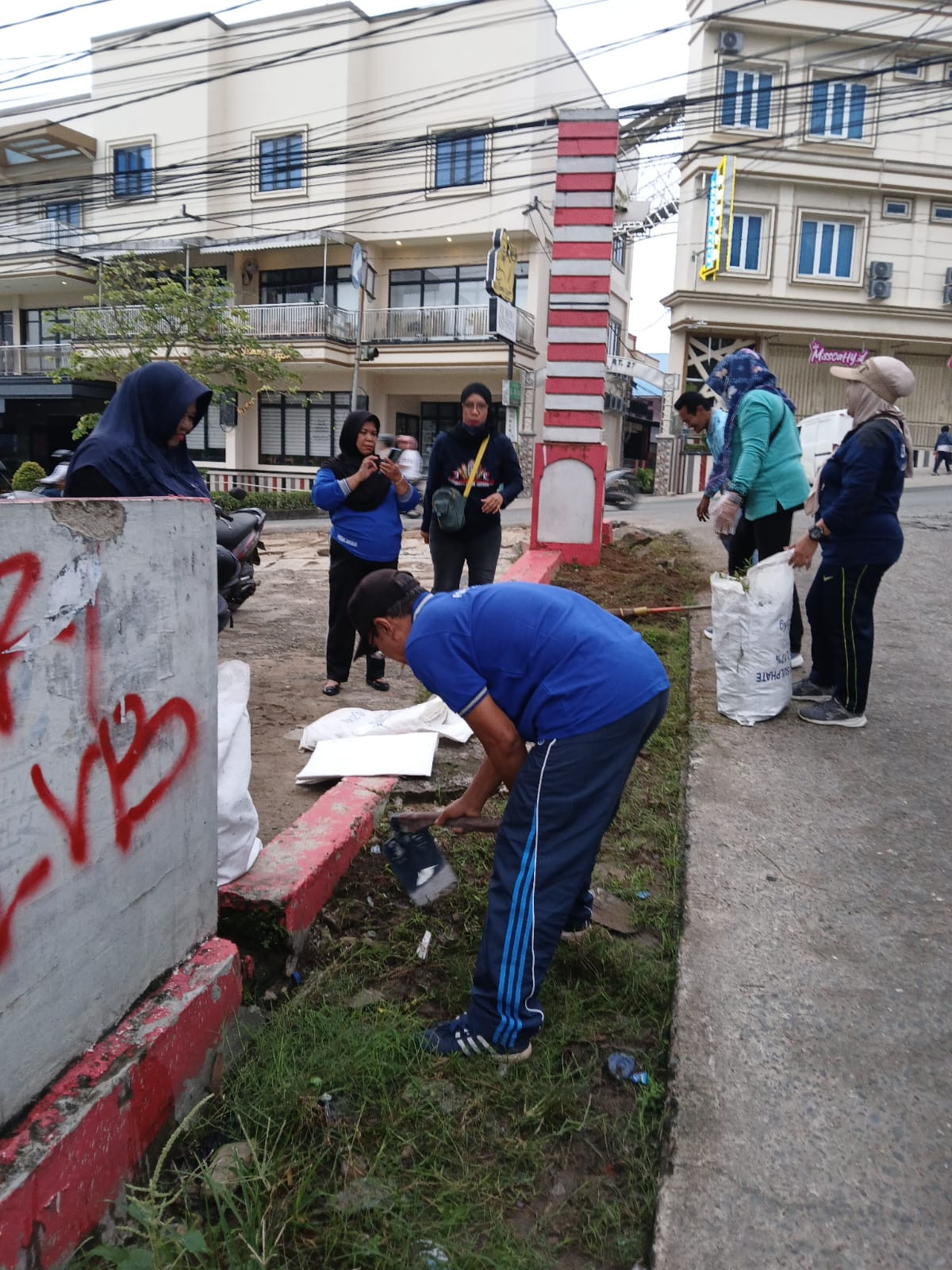 Gotong royong jl siti aisyah