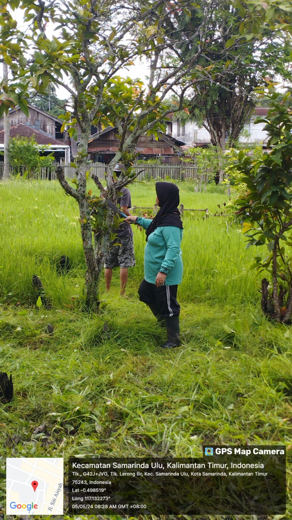 Gotong royong bersih2 lingkungan