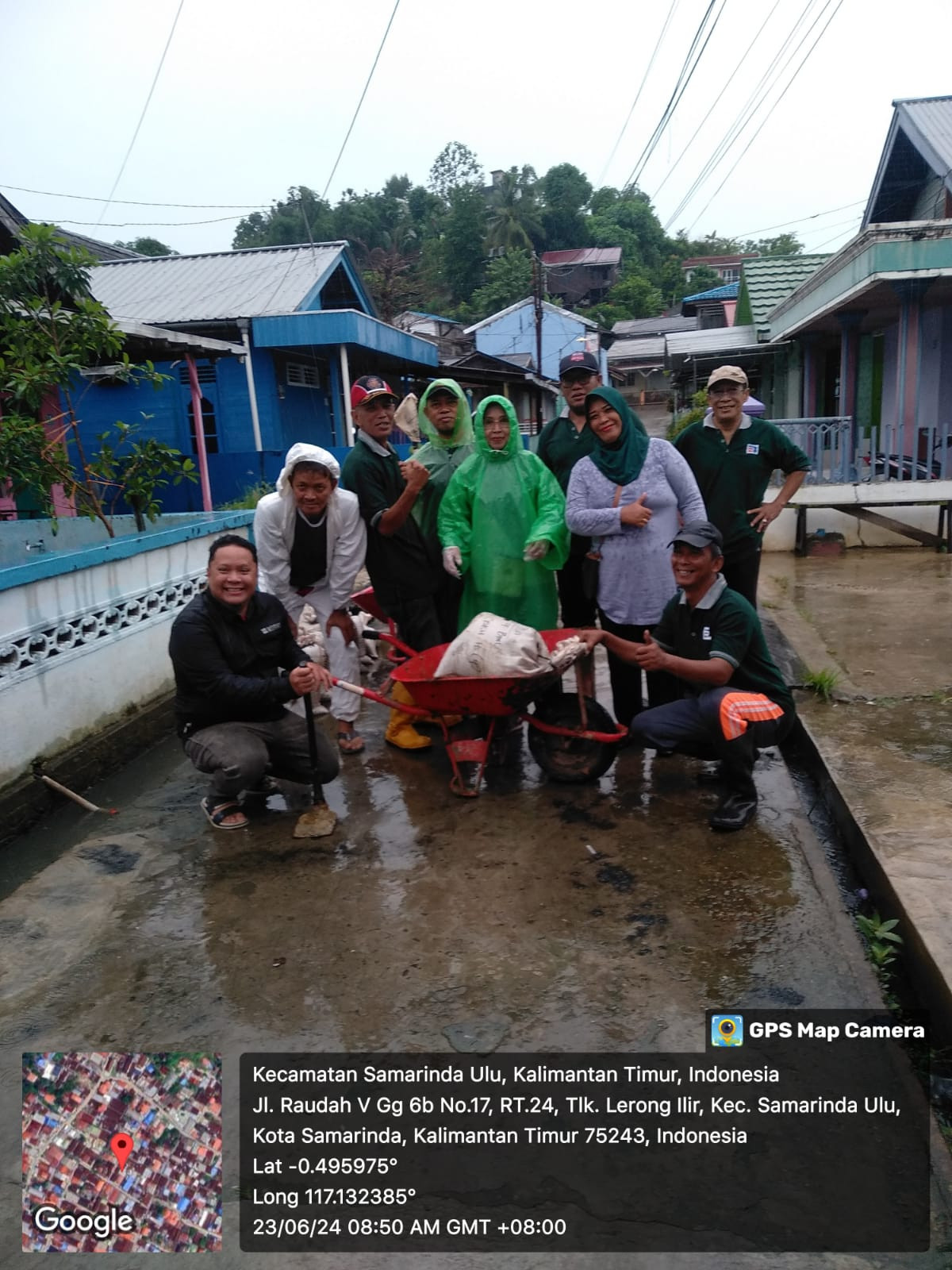 Gotong royong membersihkan dray nase  Di Raudah 5