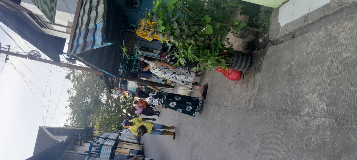 Gotong Royong di Jalan Raudah