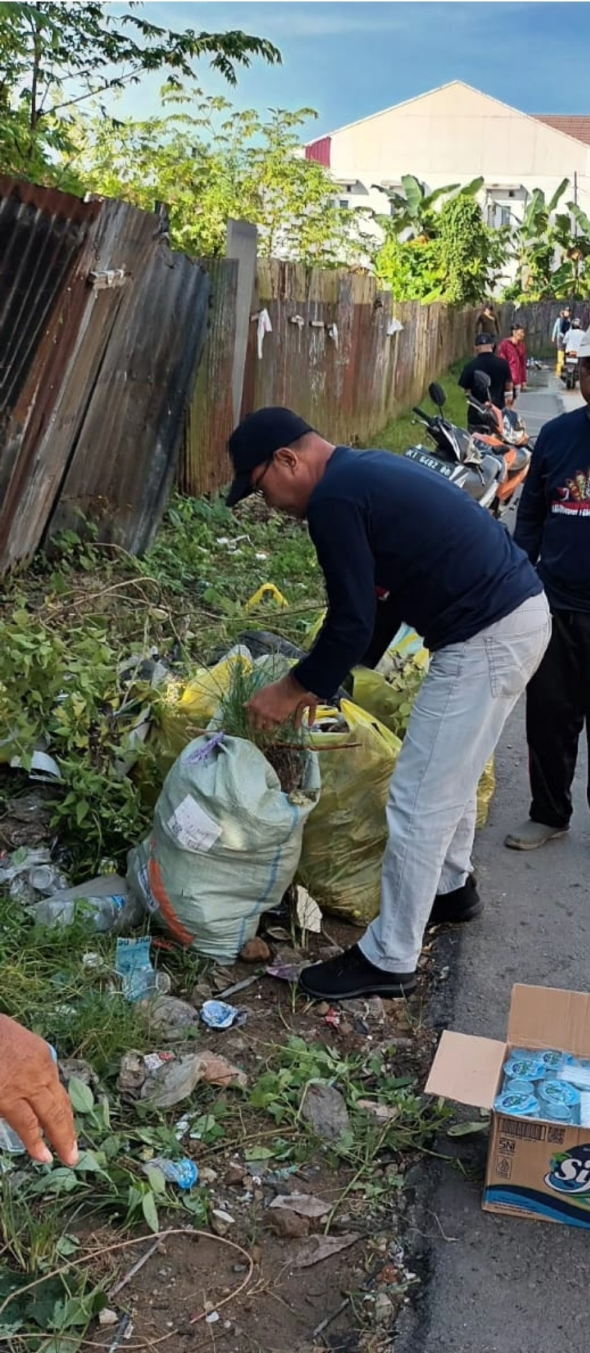 Jl. RE Martadinata Rt10