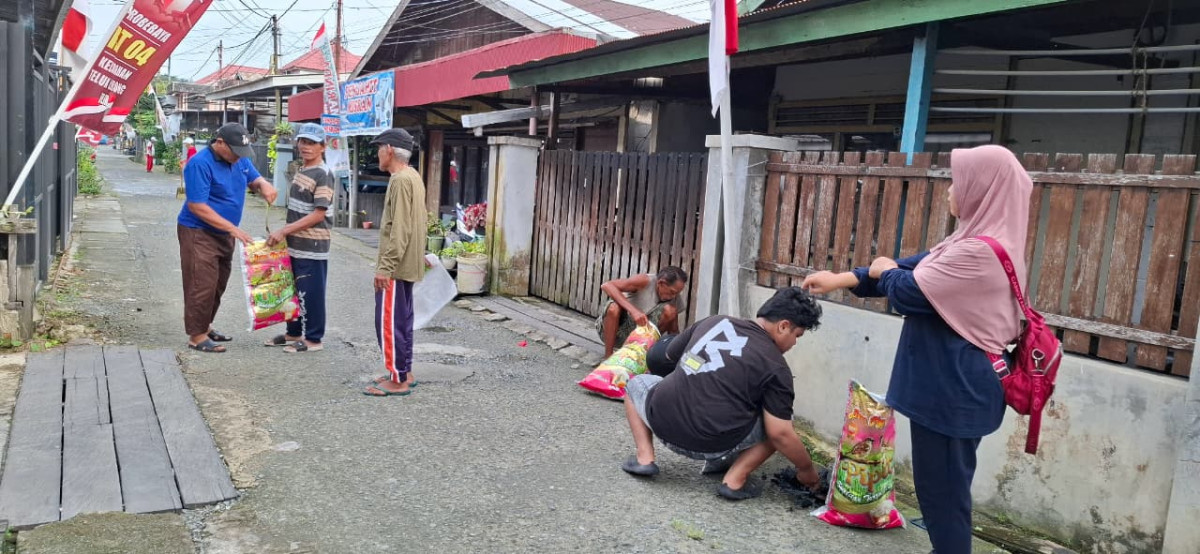 Kerja Bakti di Jl. Siti Aisyah, RT.05