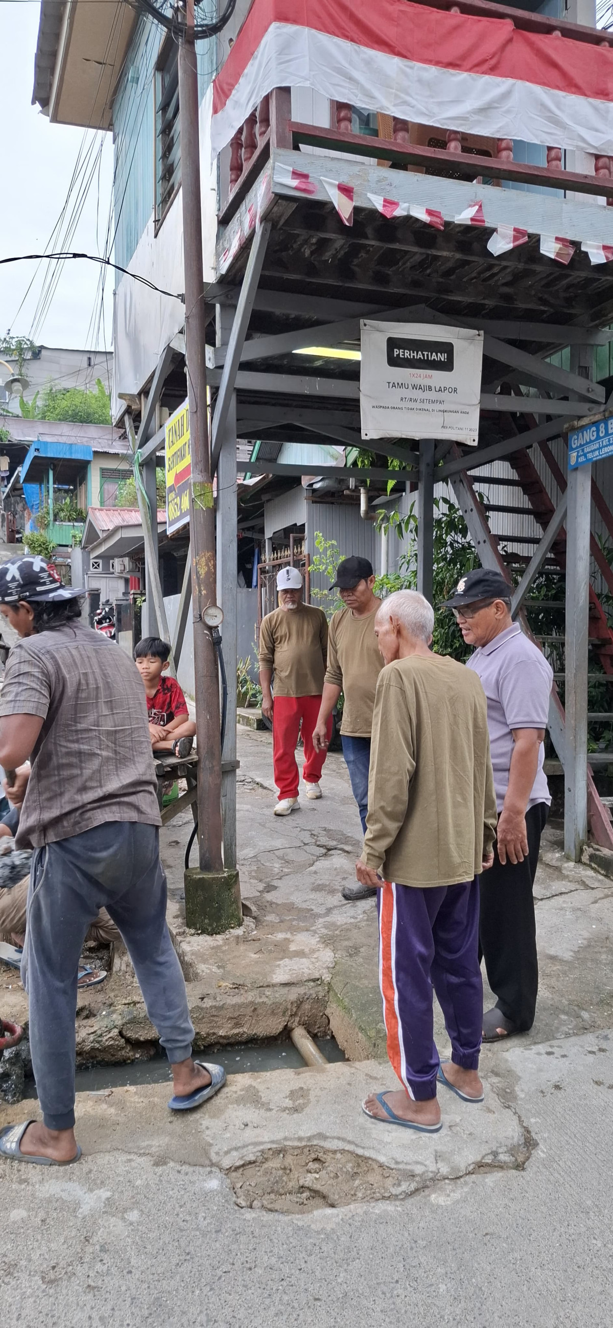 Pembersihan parit