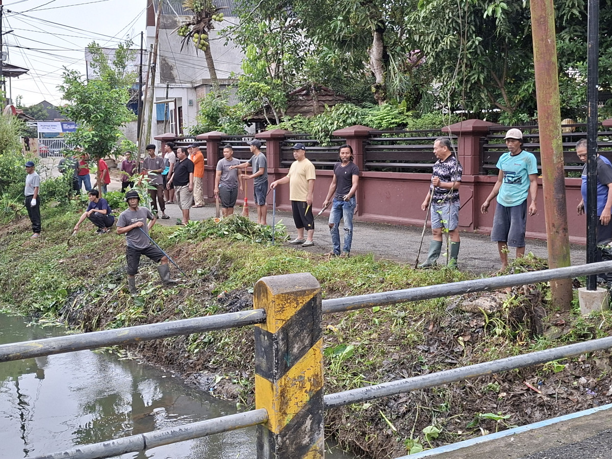 Kerja Bakti JL WIJAYA KUSUMA 9A