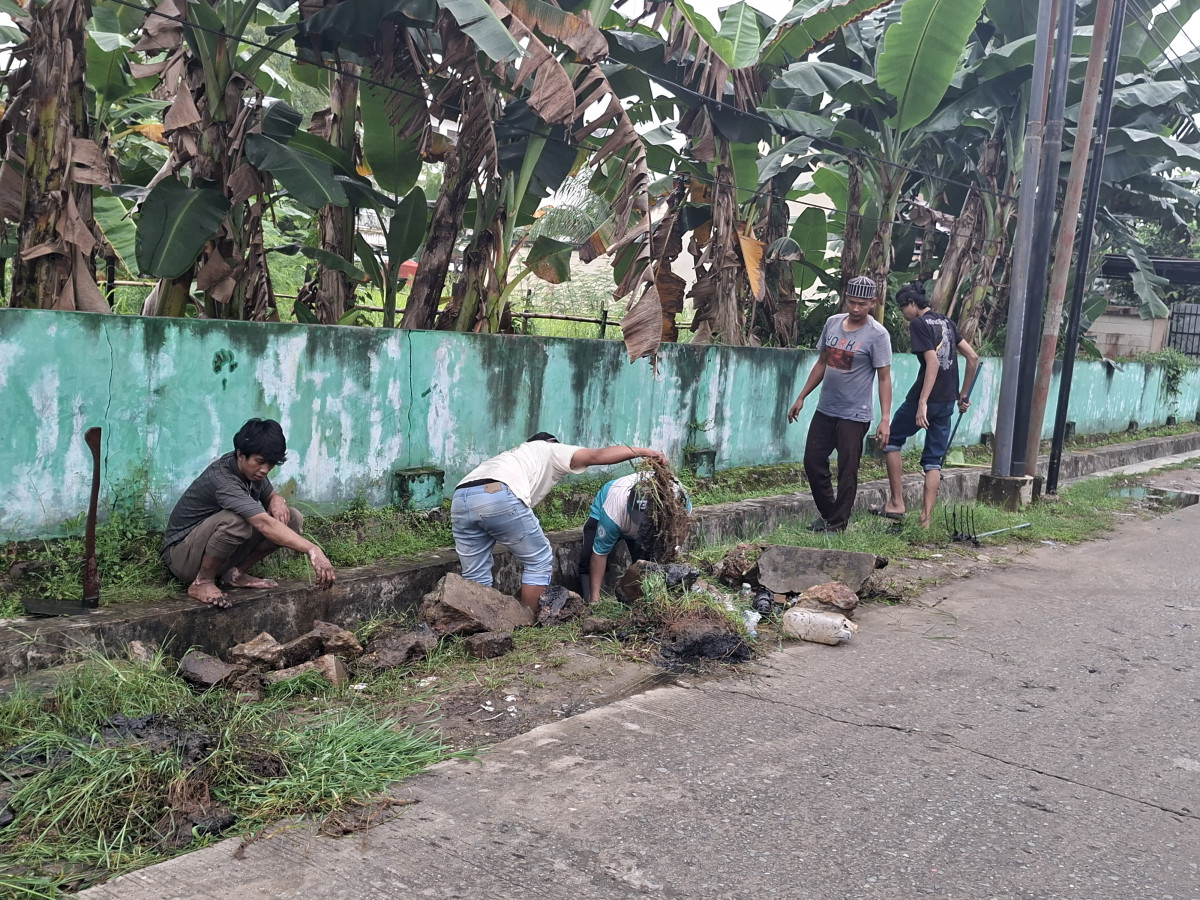 Kerja bakti wk 9