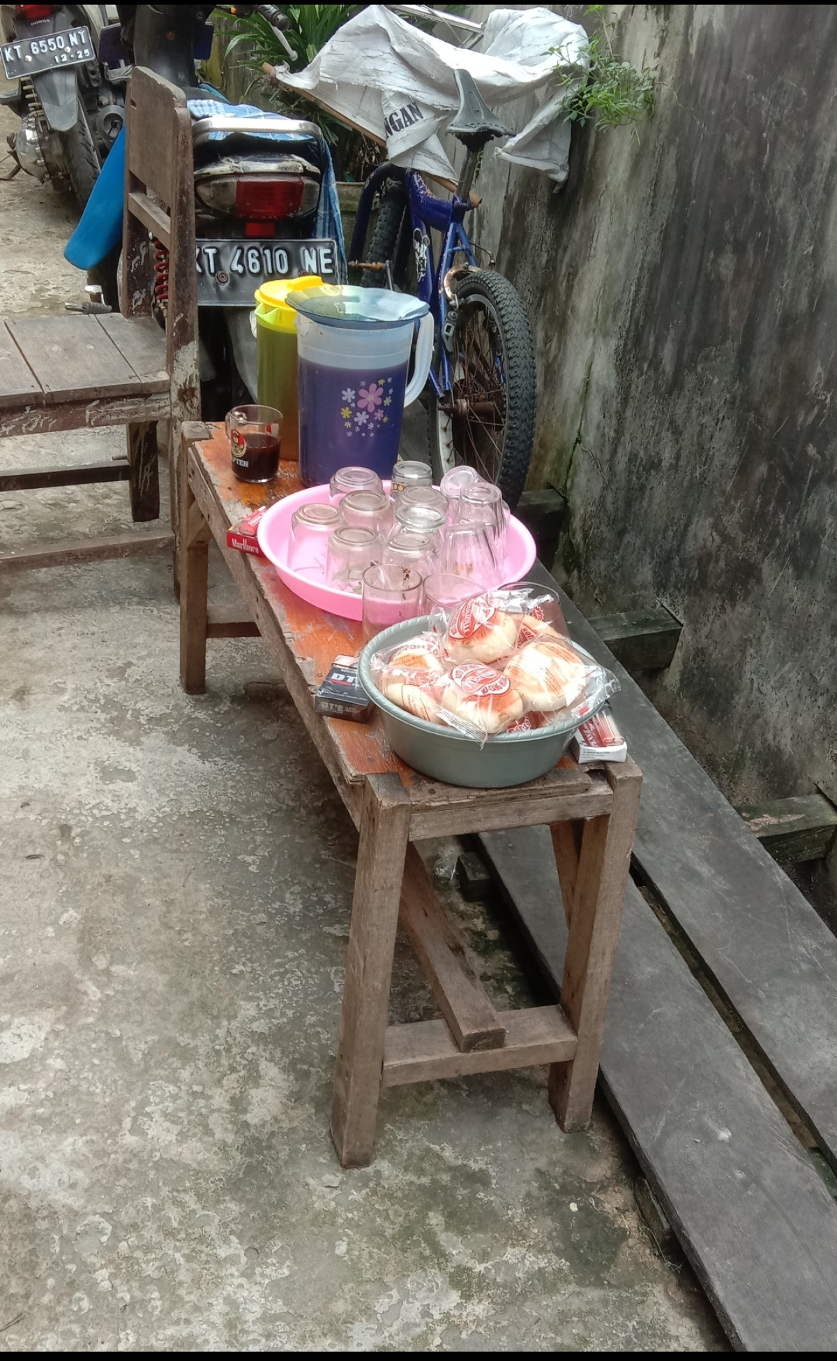 Kerja bakti.dan senam ibu2 dawis