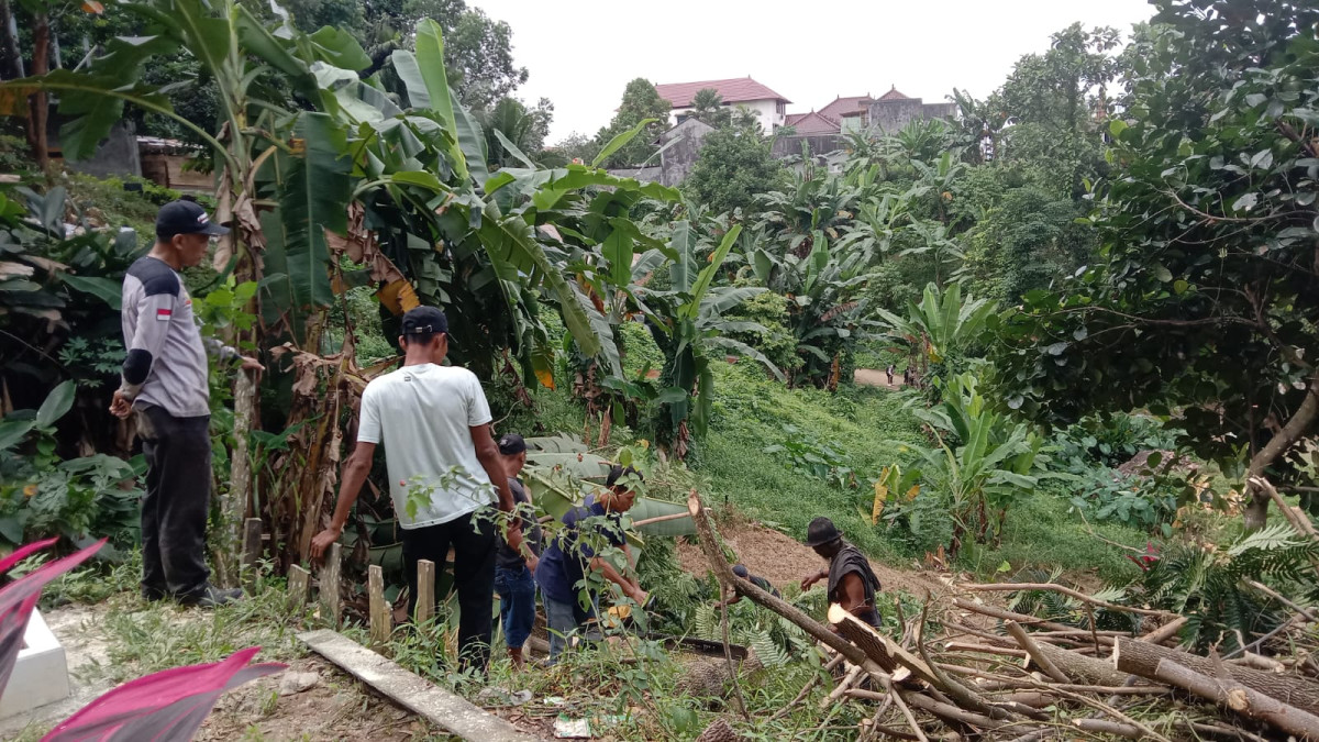 Kerja bakti RT. 04