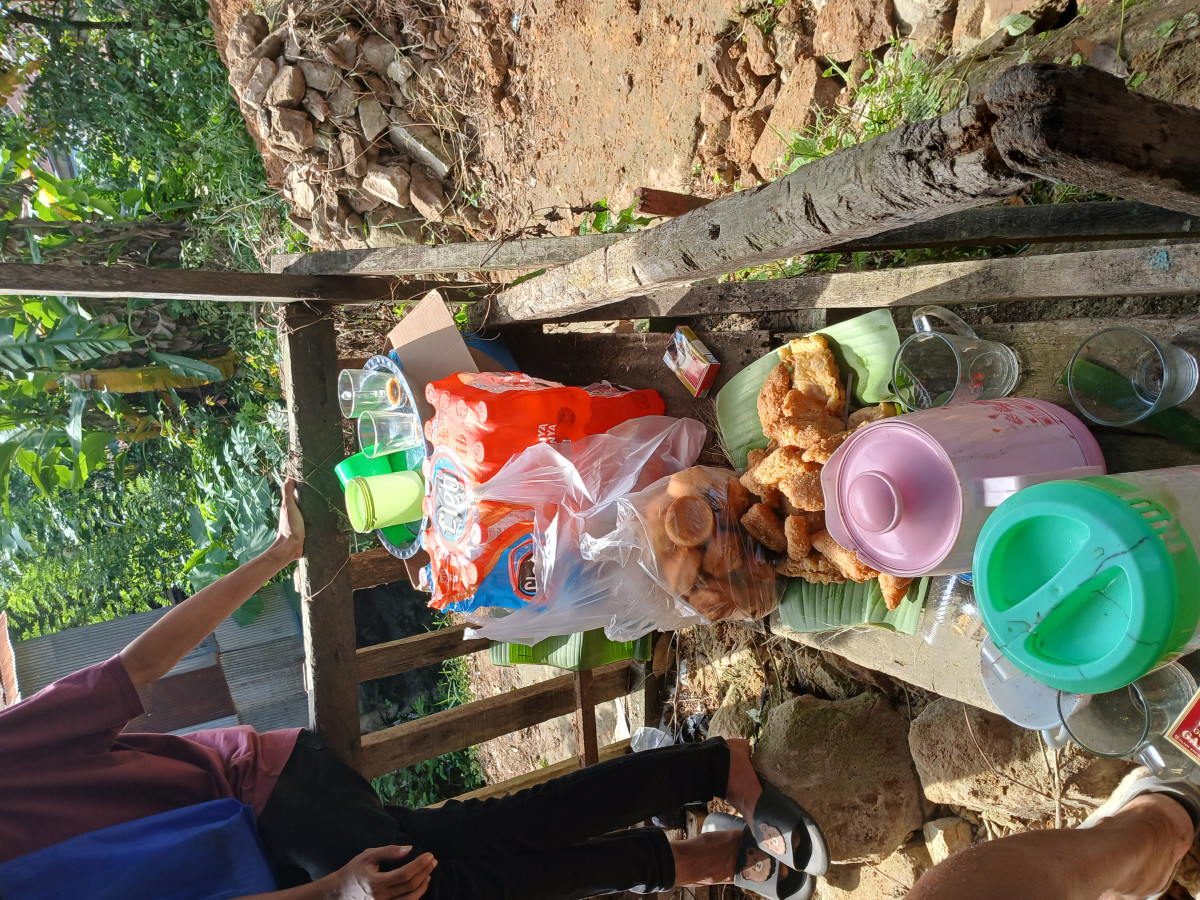 Kerja bakti GG hibah tembusan GG warga wira rt.06 kel, sidodadi rt.06