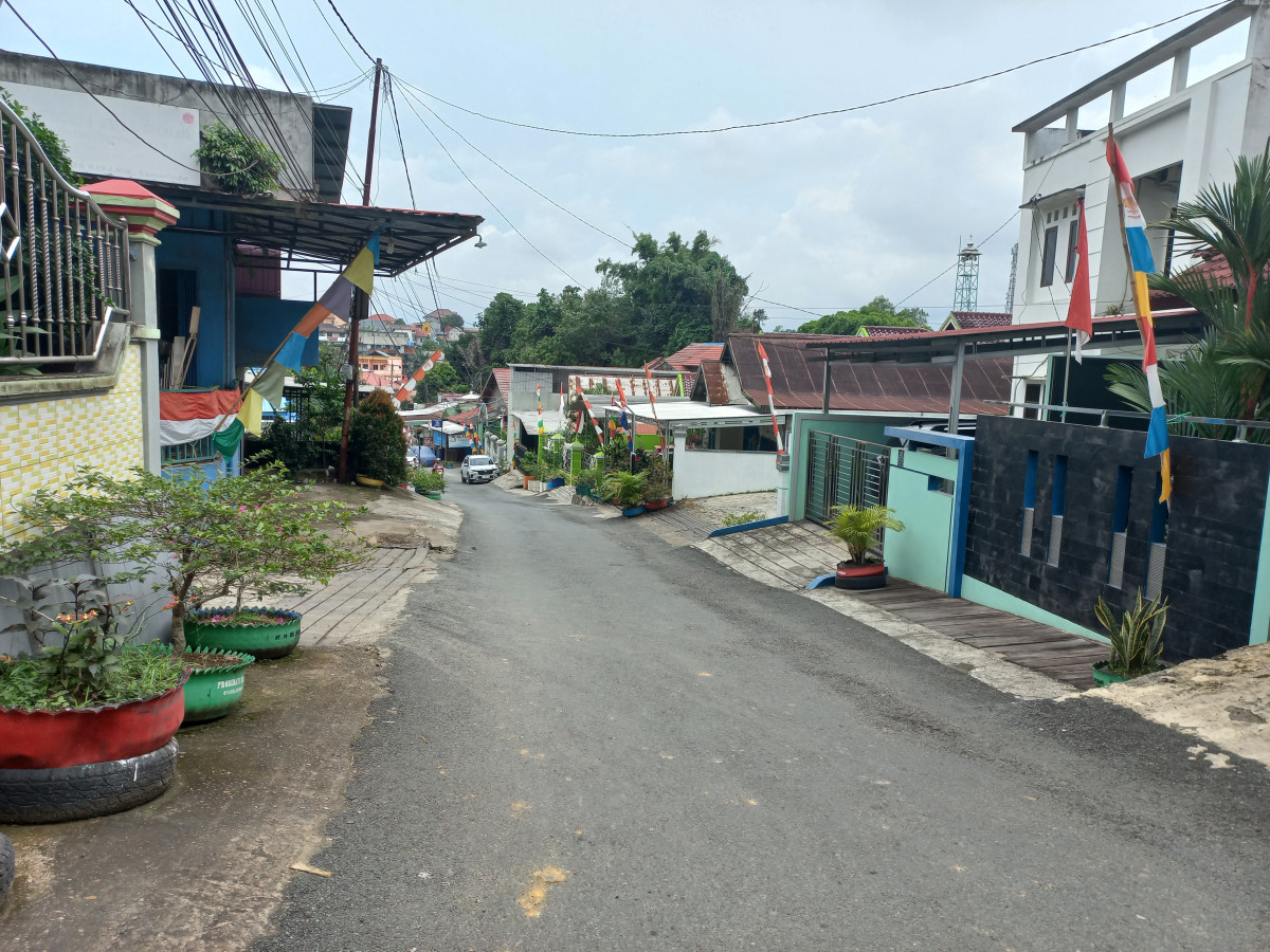Gotong-royong dilingkungan RT.15