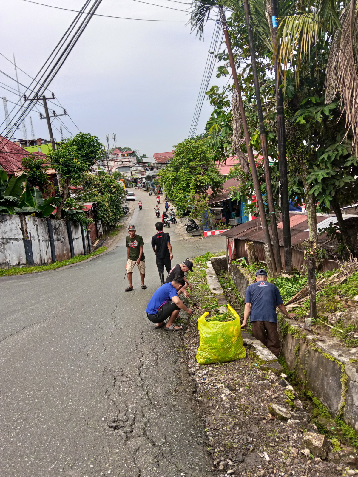 Kegiatan kerja bakti