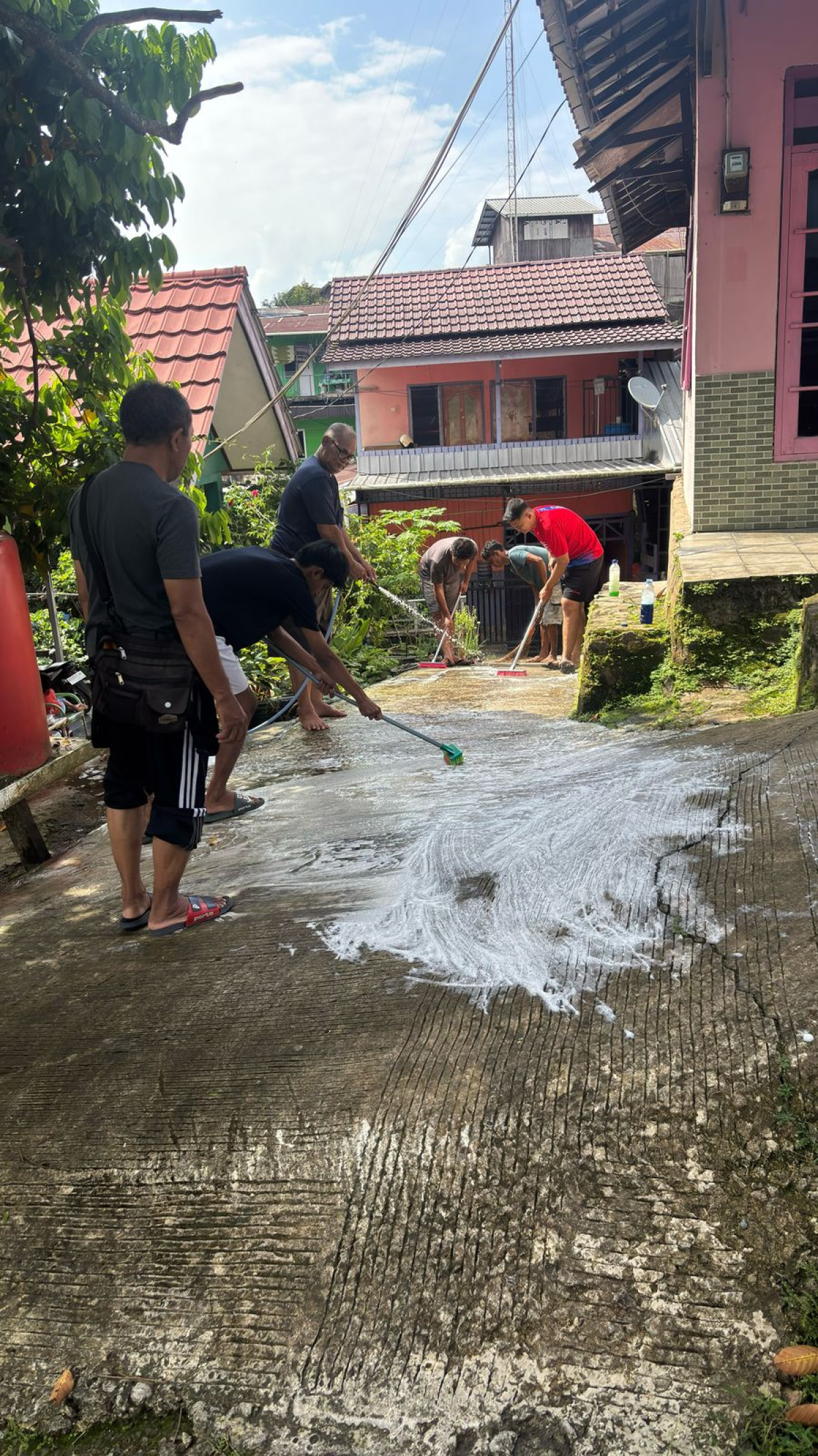 Gotong royong RT 19