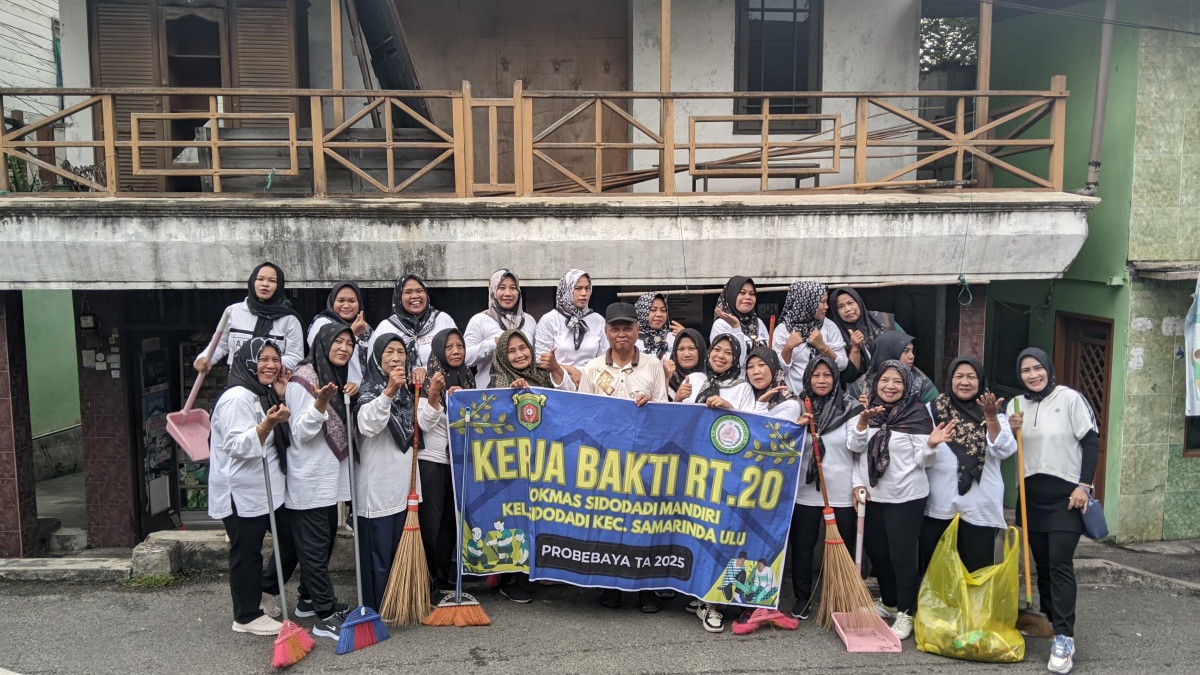 Kerja bakti rt 20