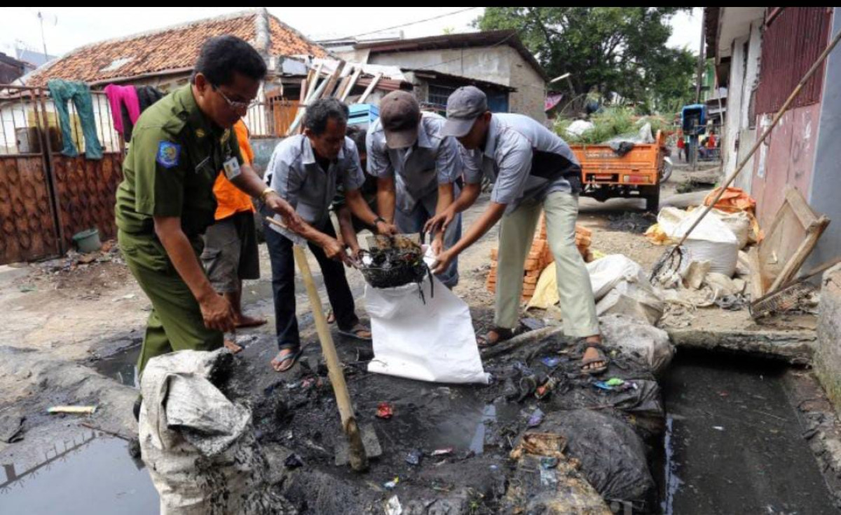 Kerja bakti RT 37