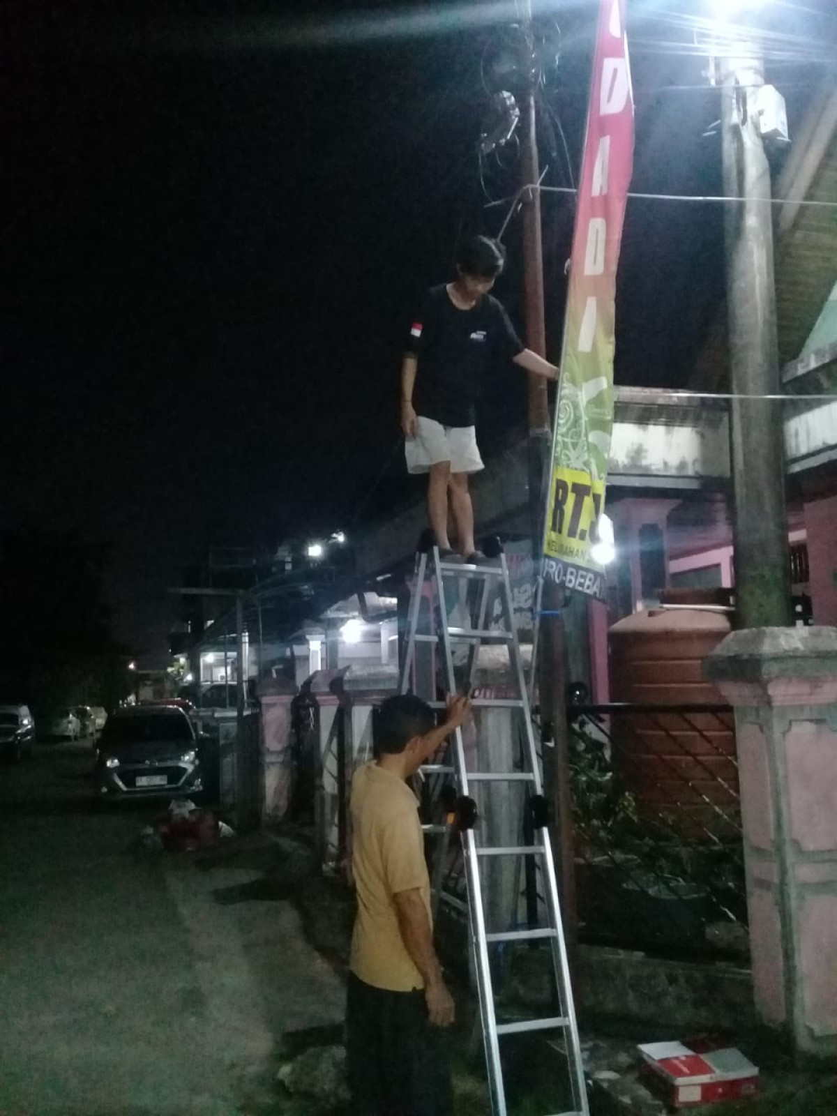 gotong royong RT.37