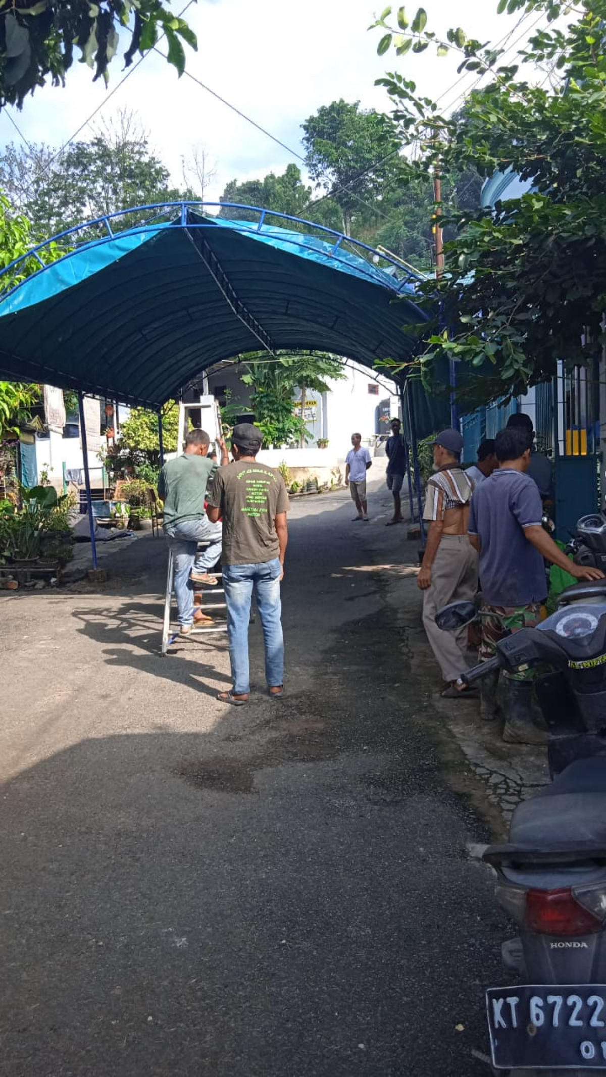 gabungan kerja bakti RT. 48, 47, 46