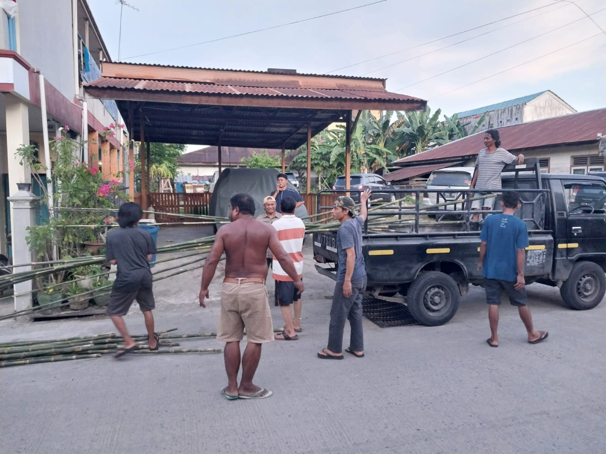 Kerja bakti RT. 52