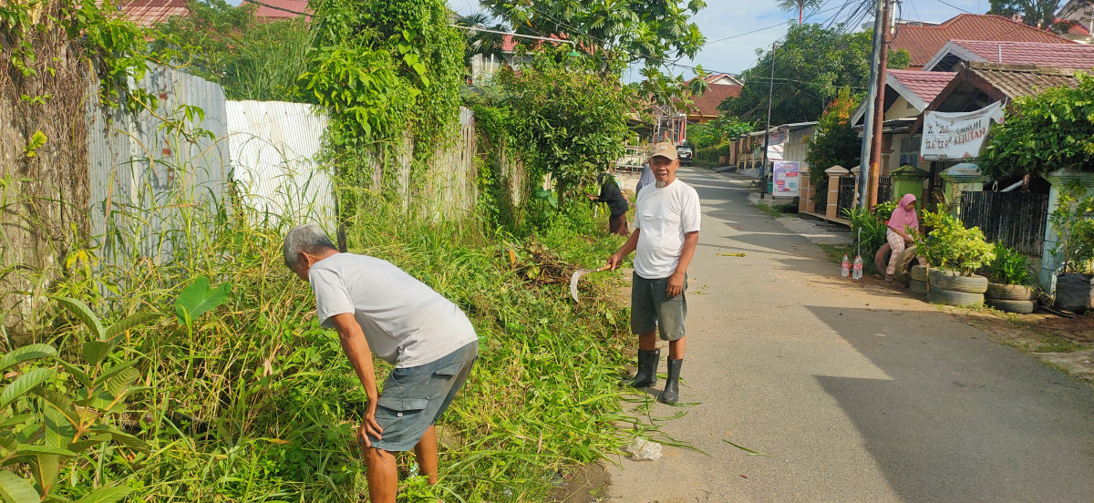 Gotong royong warga