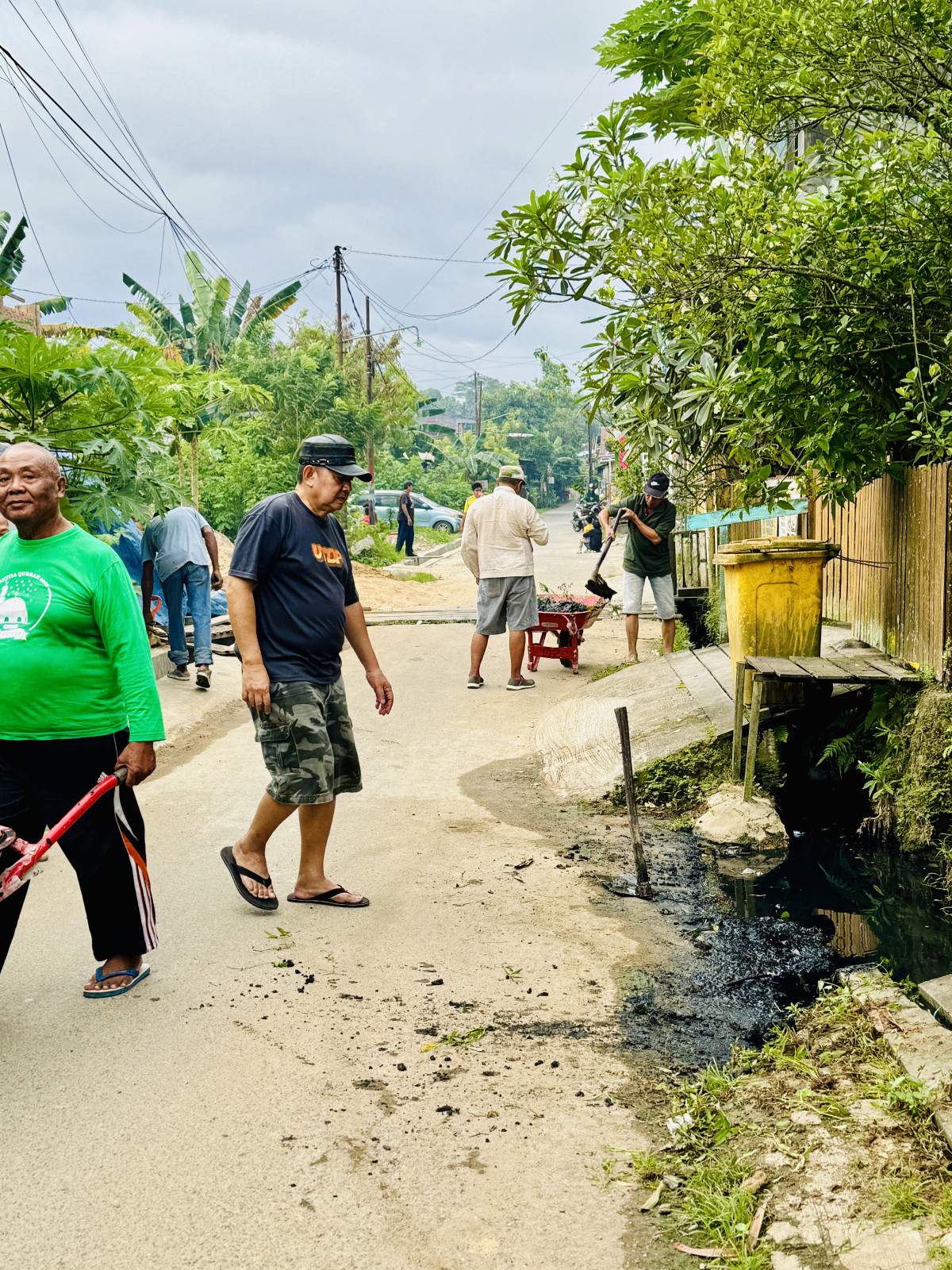 Gotong Royong Pembersihan Drainase
