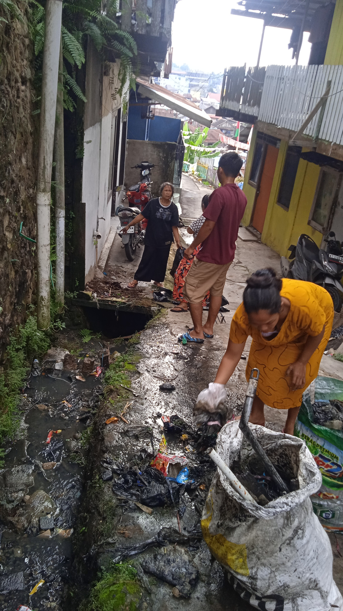 Kegiatan kerja bakti