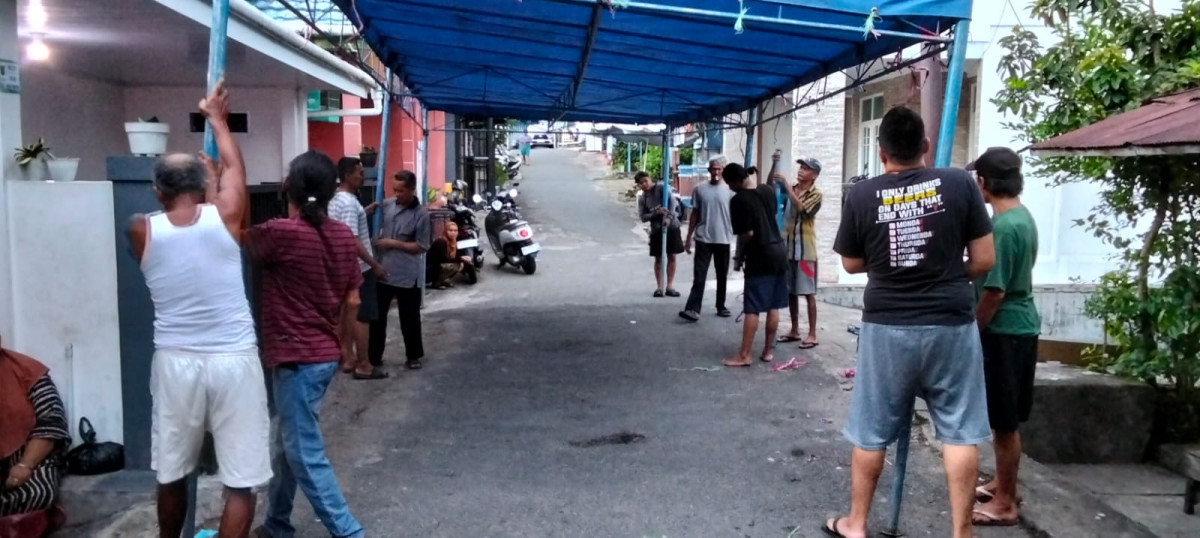 Gotong Royong Gabungan RT 01,02,03