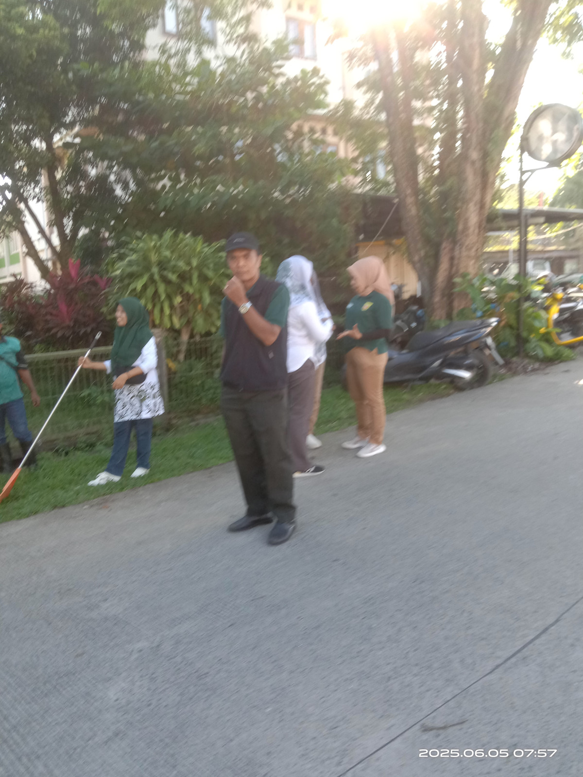 Gotong royong hari lingkungan hidup