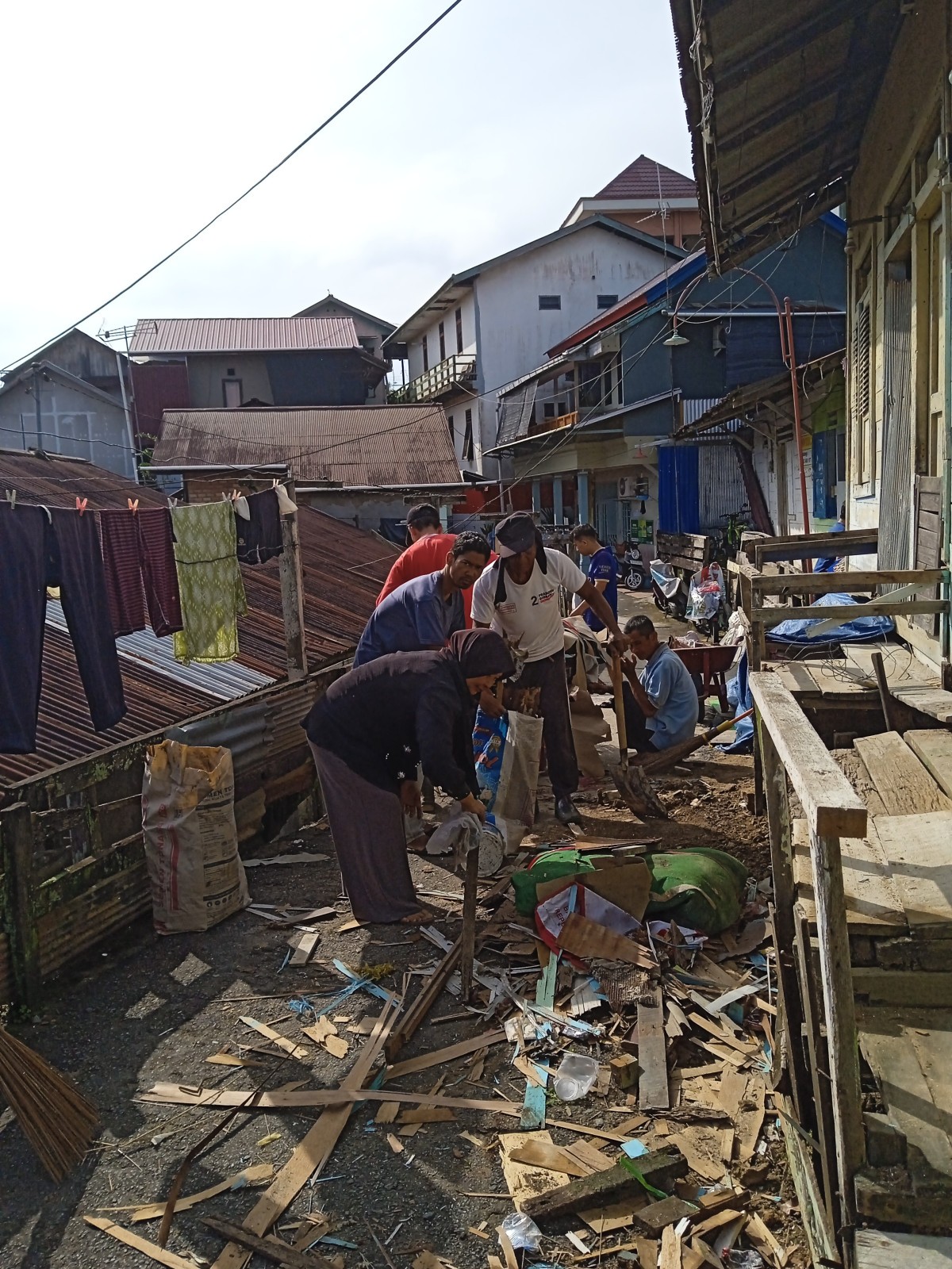 Kerja bakti KS Tubun gang 7 RT 03