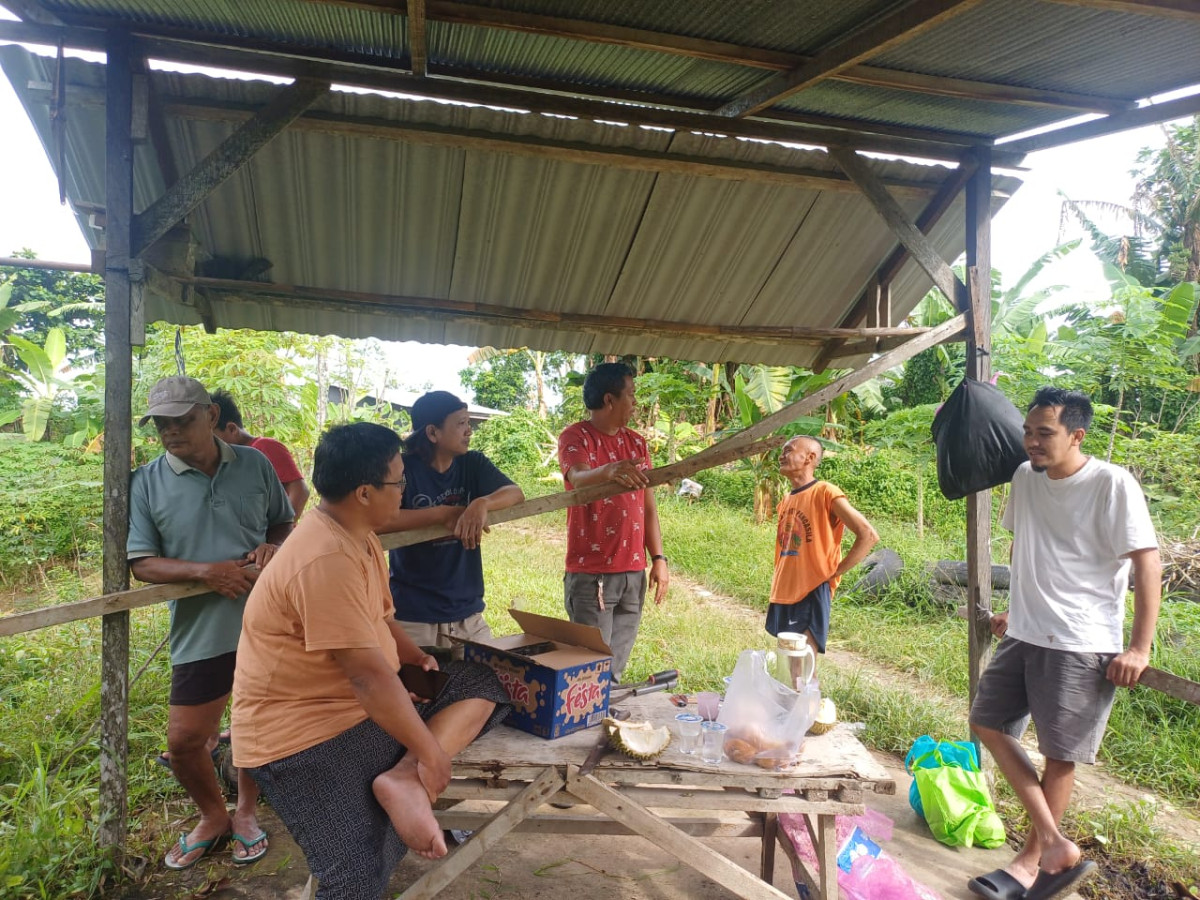 Kegiatan gotong royong RT 6