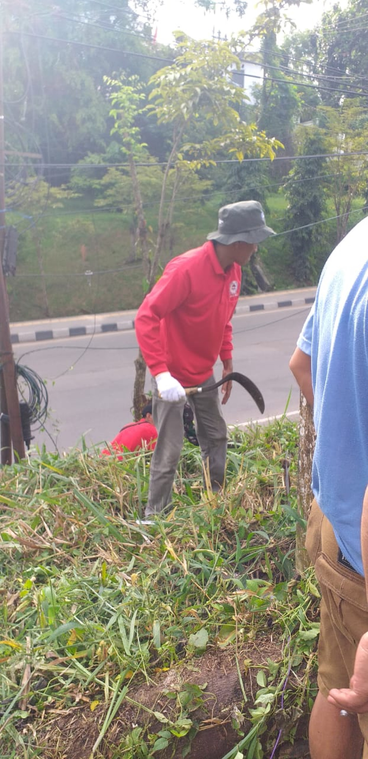 Kerja bakti masal di RT 9