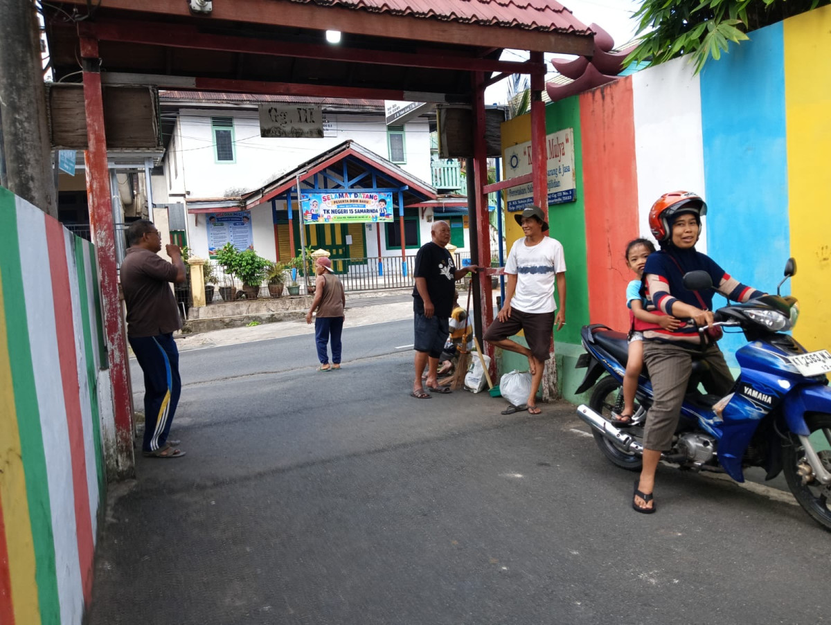 Kerja bakti di GG. 3 Jl. KS. Tubun