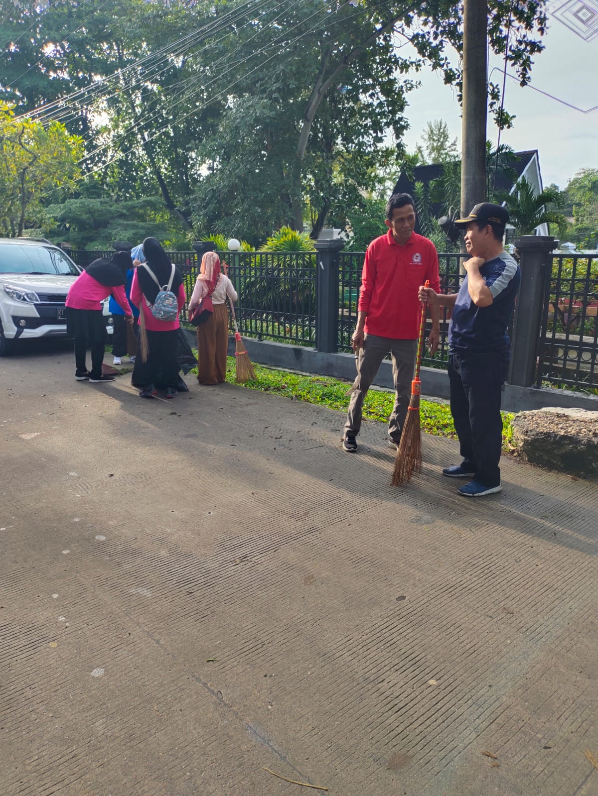 Kerja Bakti Gabungan Kel. Dadi Mulya