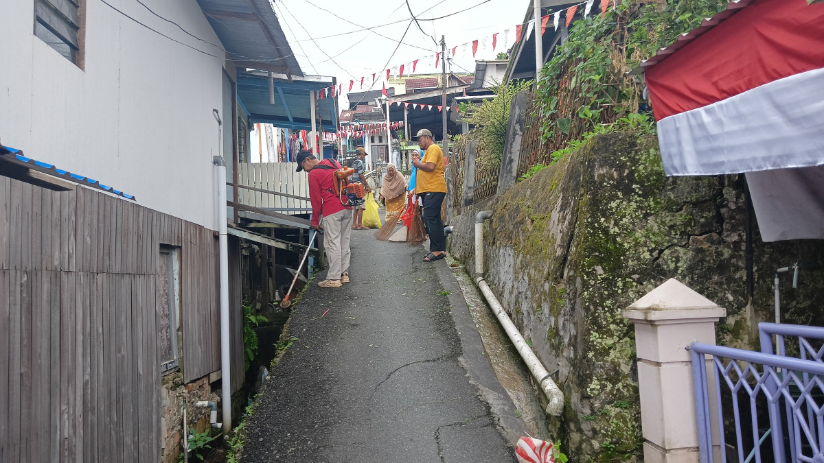 Kerja bakti Gg. 5 & Jl. KS. Tubun