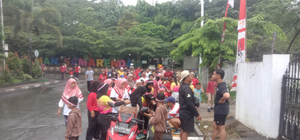 Kerja Bhakti warga RT 08