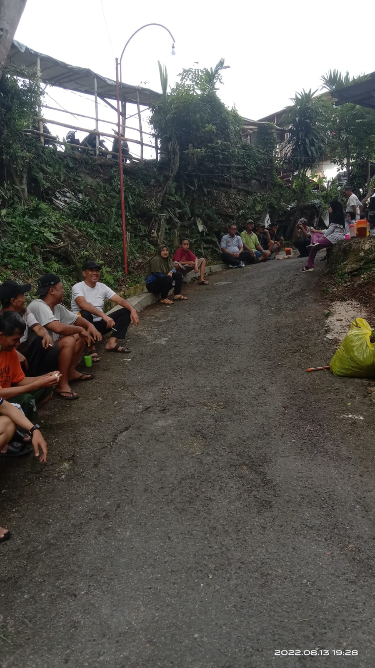 Kerja bakti massal