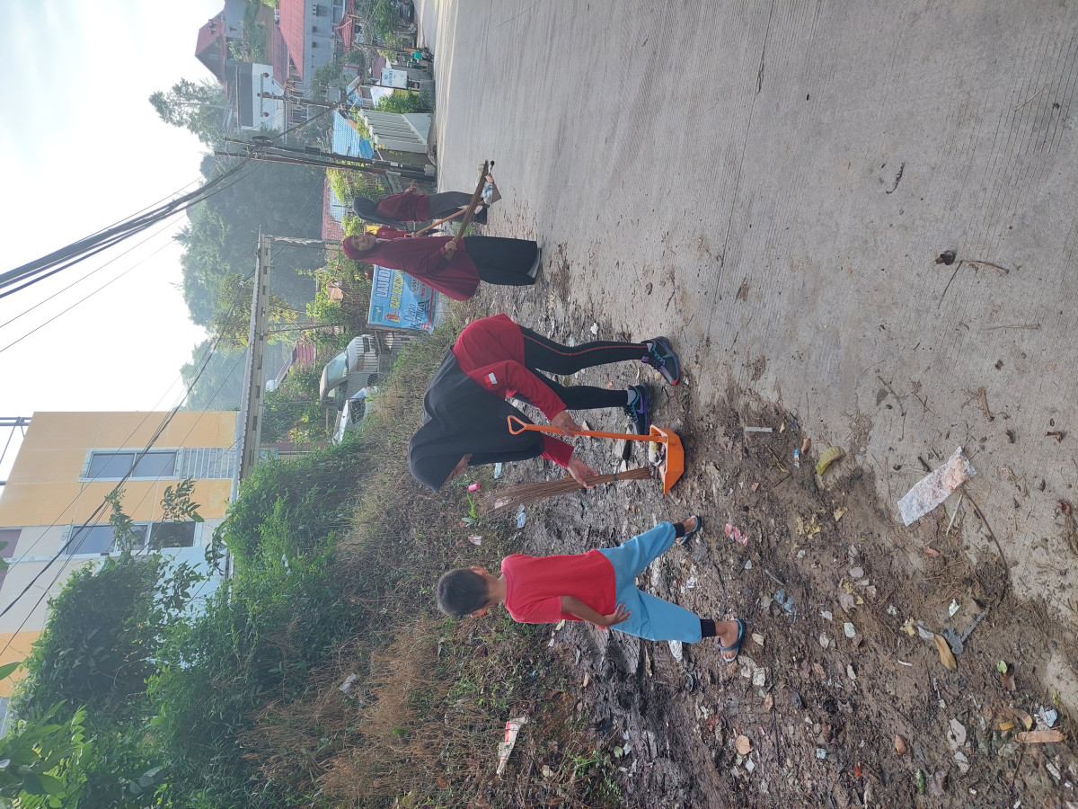 Kerja bakti PKK. Palapa