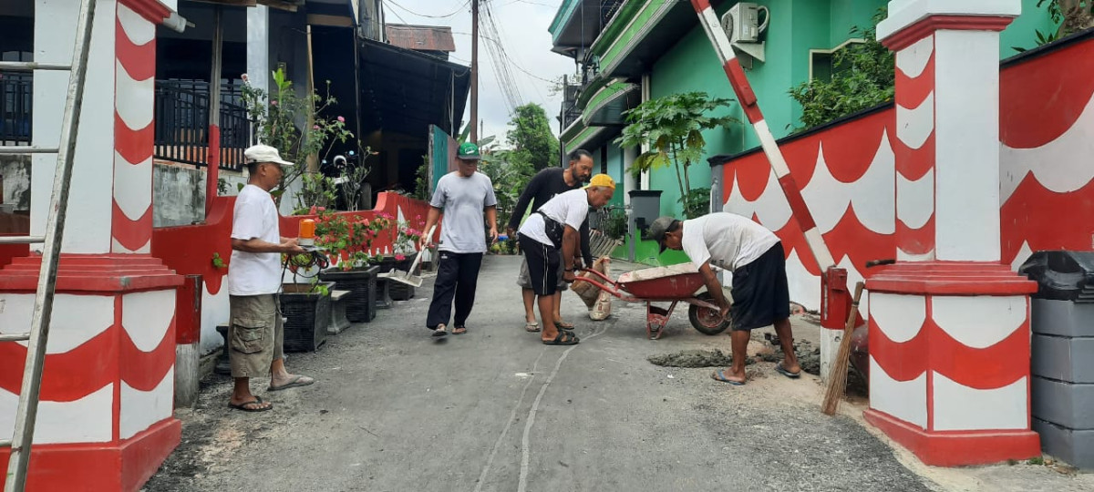 Gotong royong rt 19