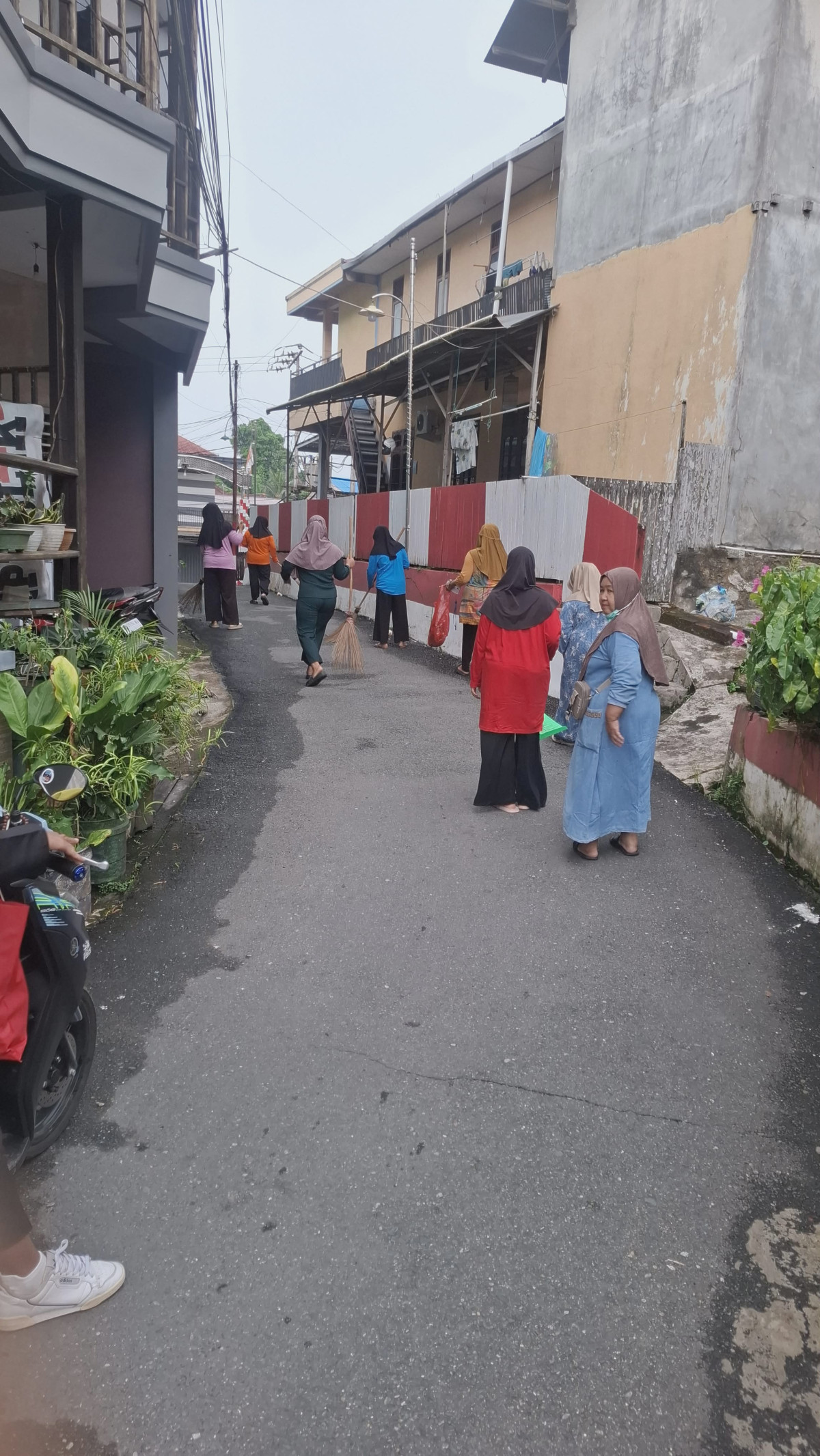 Kegiatan kerjabakti di RT 19