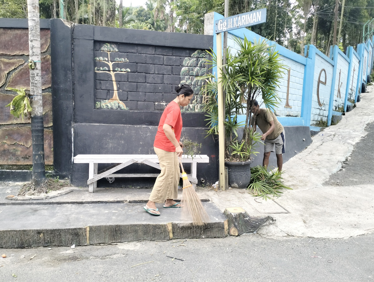 Kerja bakti RT 20