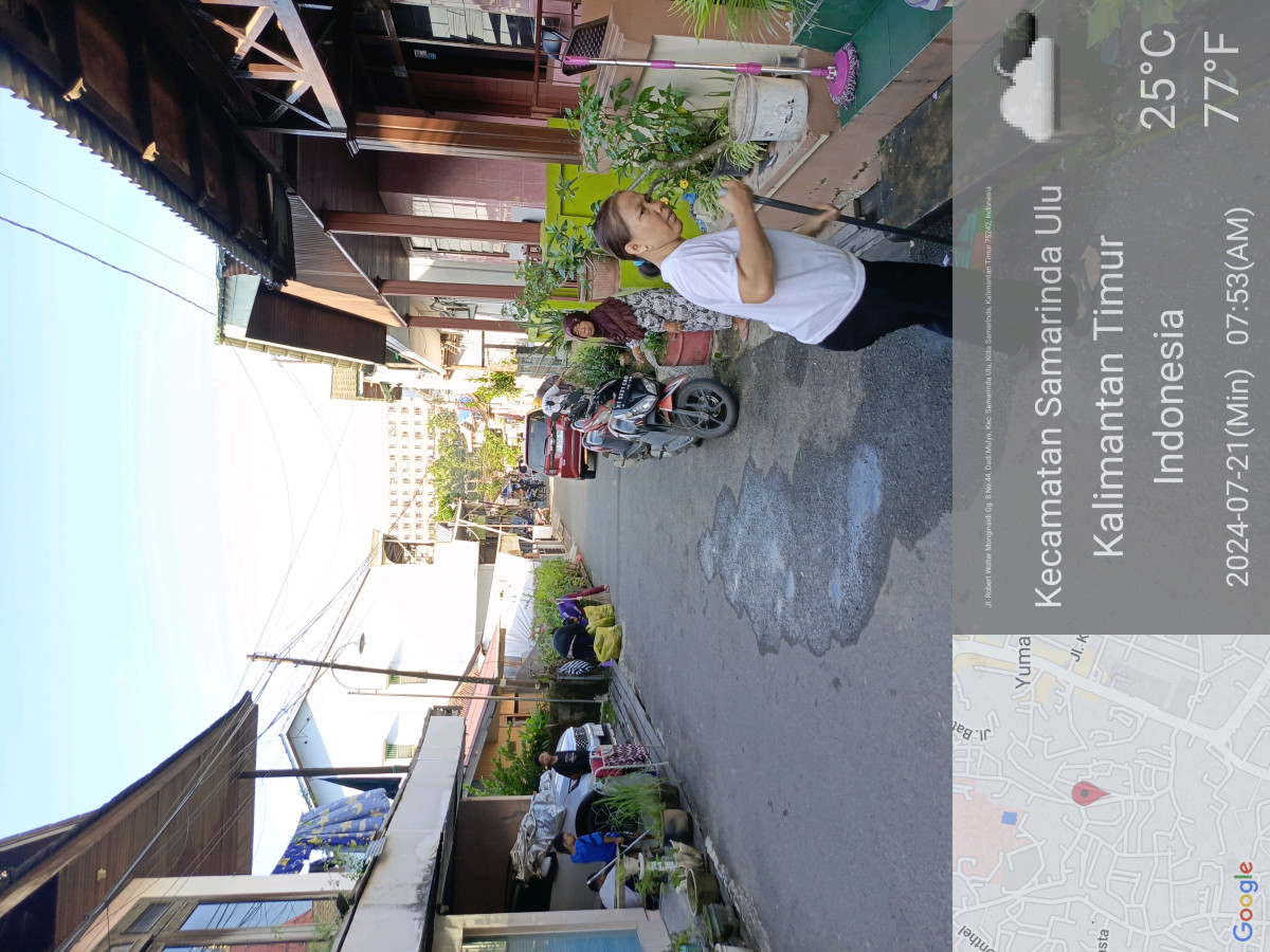 Giat bersih2 lingkungan rt 23