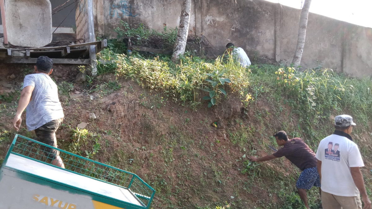 kegiatan kerja bakti jam 7 rt 27 tanggal 8