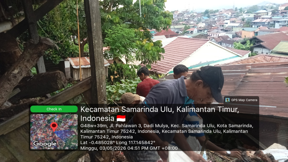 Kegiatan Kerja Bakti penurupan tanah longsor